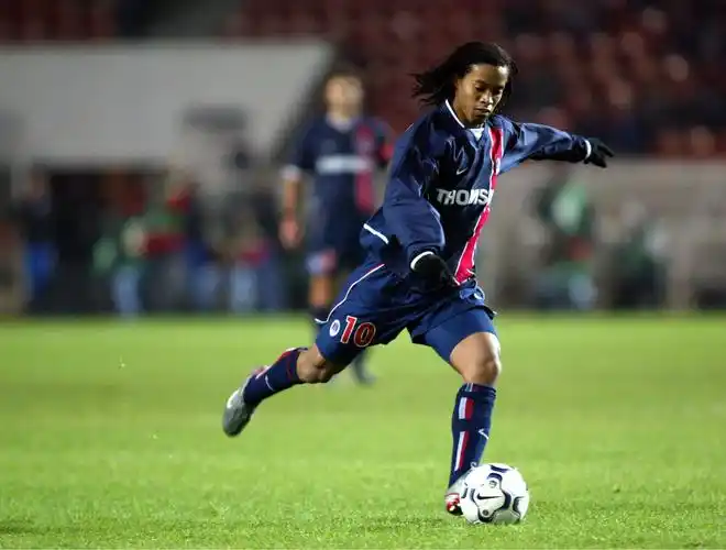 巴塞罗那的 巴塞罗那的