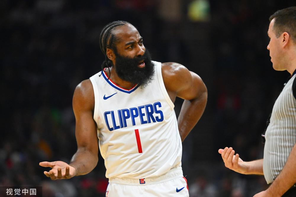 在賽季初的 在賽季初的