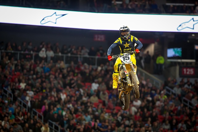 场惨烈的袭 场惨烈的袭