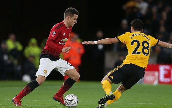 的舞台上展 的舞台上展